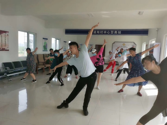 萍乡各地开展“我们的节日・元旦”系列活动