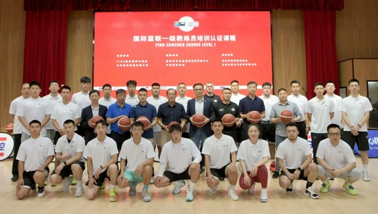 重磅！中国足协2025-2026年青训总监培训班第二阶段福建开班助力足球青训人才培养！(图1)