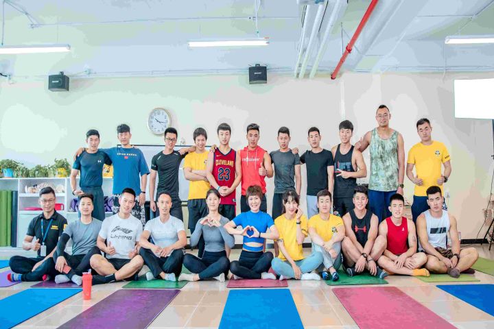 威海市体育学校：游泳救生员培训新模式助力体育产业发展