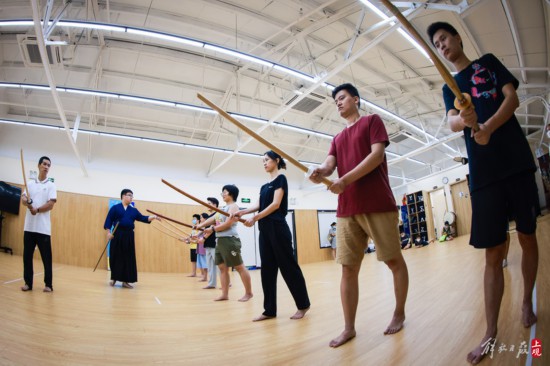 美研究倡导“双管齐下”减肥健身法