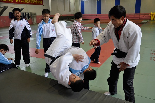 京津冀签体育协同发展议定书联合办高水平赛事