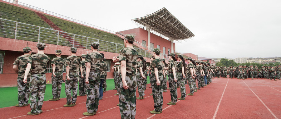 腾讯申请表示模型的训练方法专利提高模型区分特定对象与正常对象的准确性(图1)