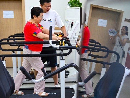 2026年3月运动跟练闺蜜机型号推荐:口碑榜十强深度评测(图1)