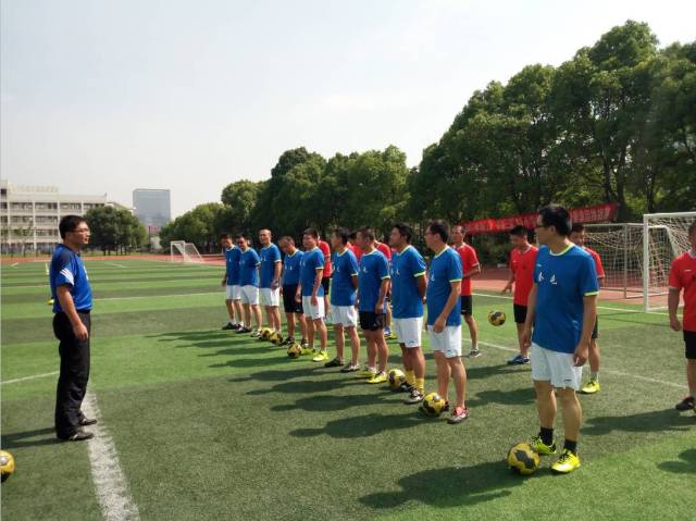 江西青年职业学院:“亲运动”工程引领体质提升新风尚(图1)