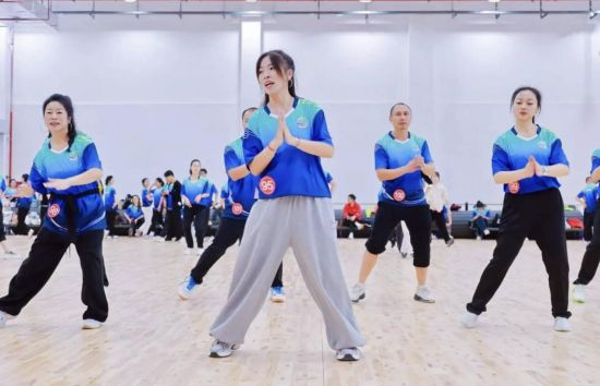 从新手到高手：运动健身的阶段性指导(图1)