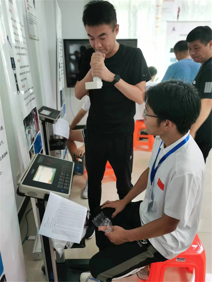 中年男人的健身技巧指导手册（图）(图1)